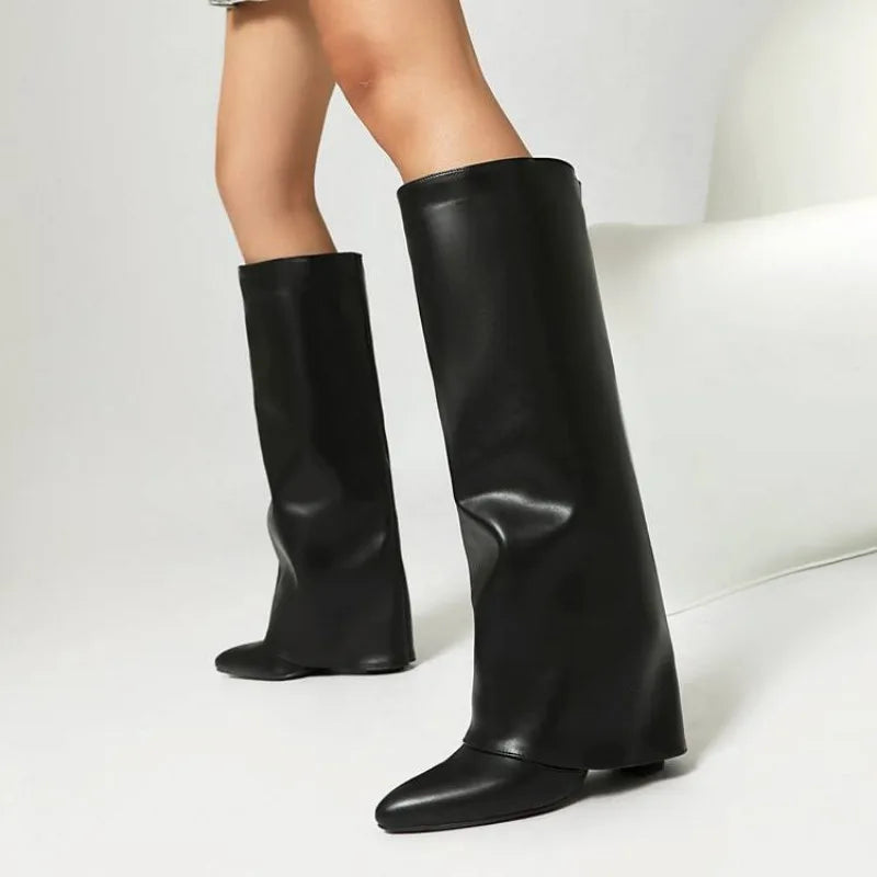 Botte haute en cuir femme