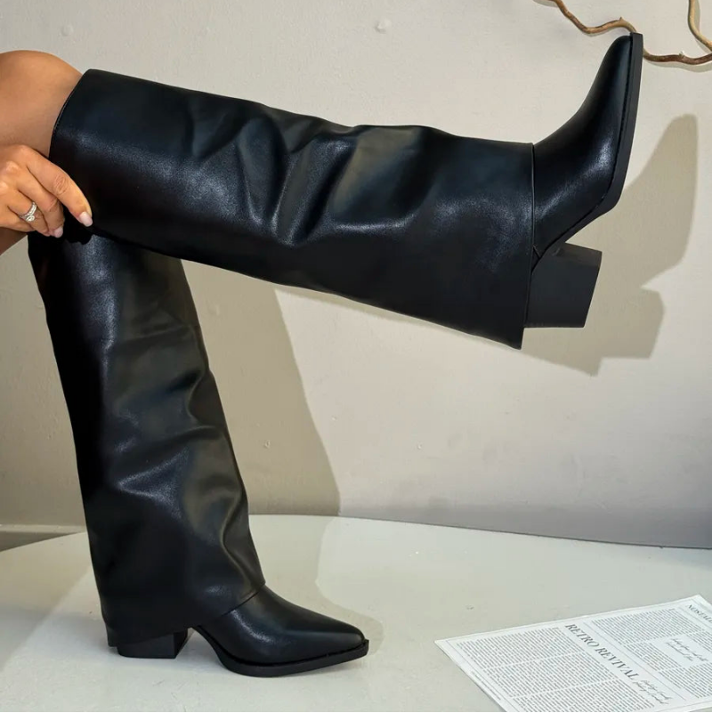 Botte haute en cuir femme