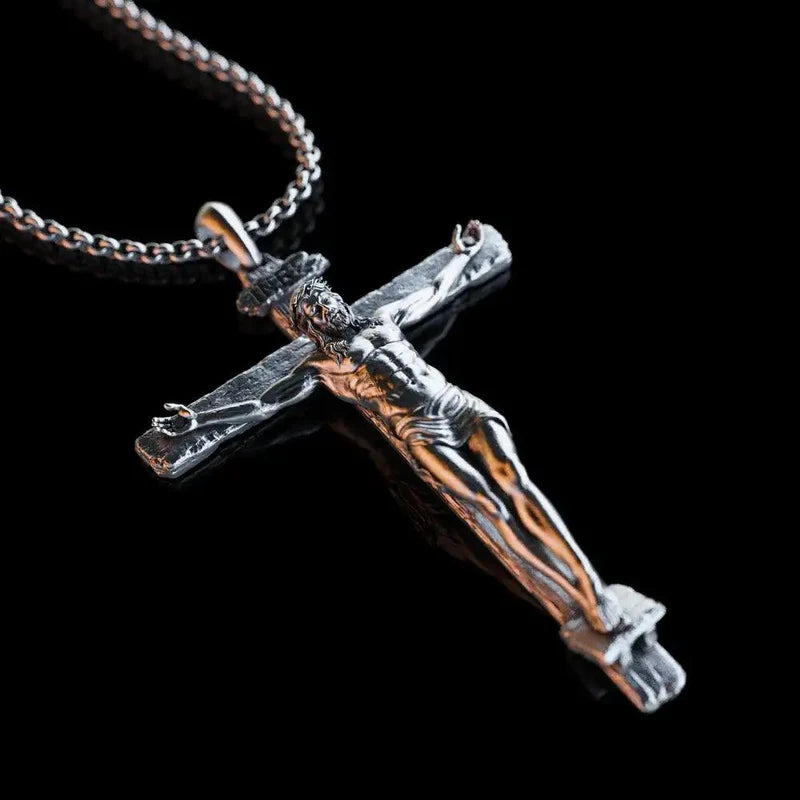 Collier avec crucifix de Jesus Christ