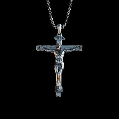 Collier avec crucifix de Jesus Christ