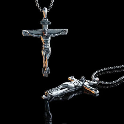 Collier avec crucifix de Jesus Christ