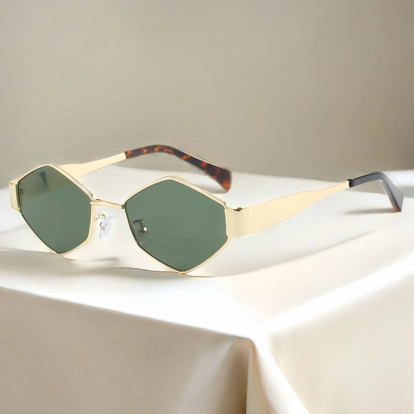 Lunettes de Soleil Femme Paris Élégance