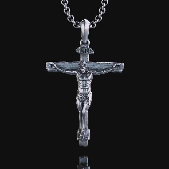 Collier avec crucifix de Jesus Christ
