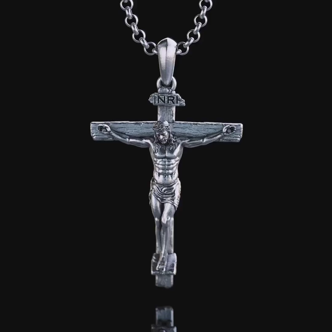 Collier avec crucifix de Jesus Christ